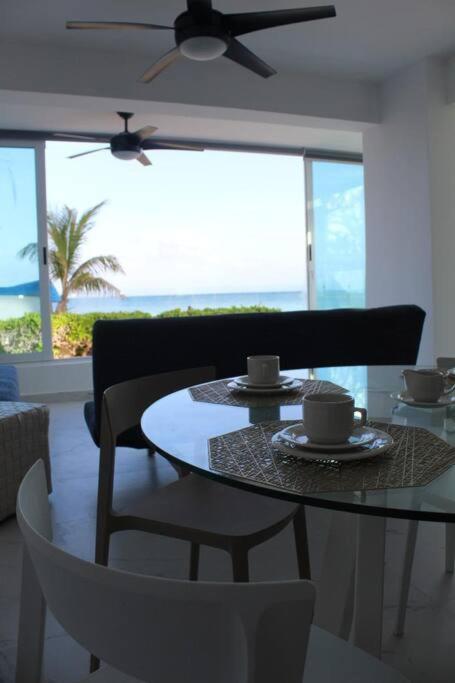 Beach Front Renewed Apartment カンクン エクステリア 写真