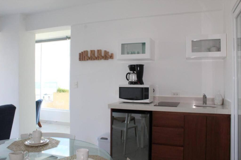 Beach Front Renewed Apartment カンクン エクステリア 写真